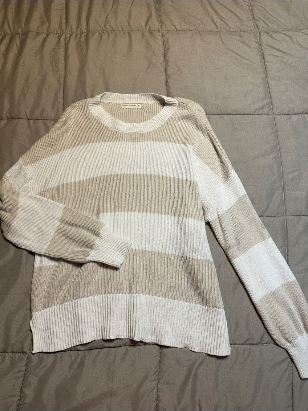moon & madison Striped Crewneck Sweater in Beige and White